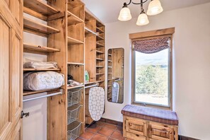House (3 Bedrooms) | Interior - Casa al Reves Pueblo-style House With Views! (Santa Fe)