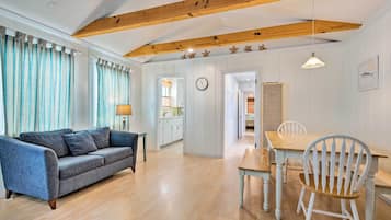 Rumah (2 Bedrooms) | Interior