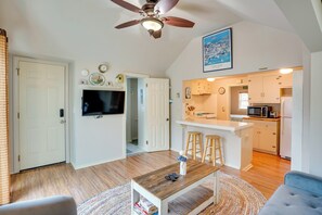 House (1 Bedroom) | Interior