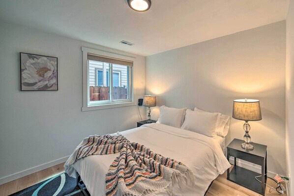 House (5 Bedrooms) | Interior