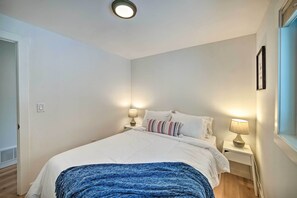 House (5 Bedrooms) | Interior - Modern Home w/ Balcony: 9 Mi to Downtown Seattle! (Seattle)