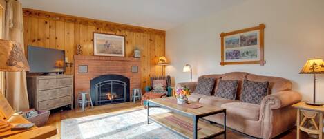House (3 Bedrooms) | Front of property