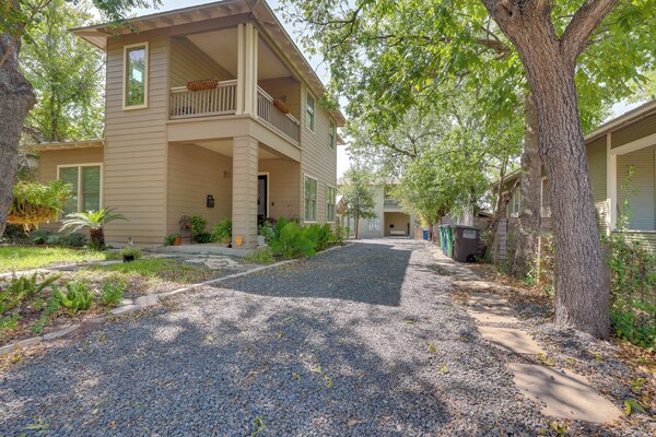 Modern Home < 1 Mi To Dwtn San Antonio & Riverwalk - San Antonio, TX