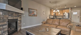 Fraser Retreat, Walk to Ski Shuttle & Main St