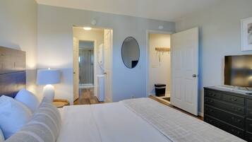 Apartment (1 Bedroom) | Interior