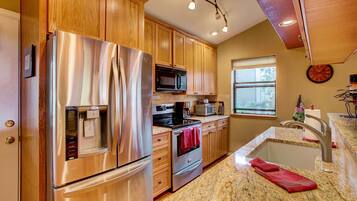 Rumah (3 Bedrooms) | Interior