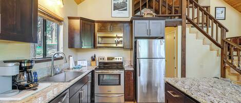 House (4 Bedrooms) | Interior