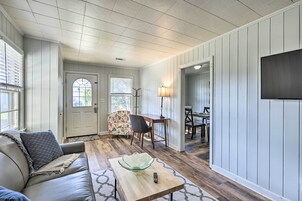 House (2 Bedrooms) | Front of property