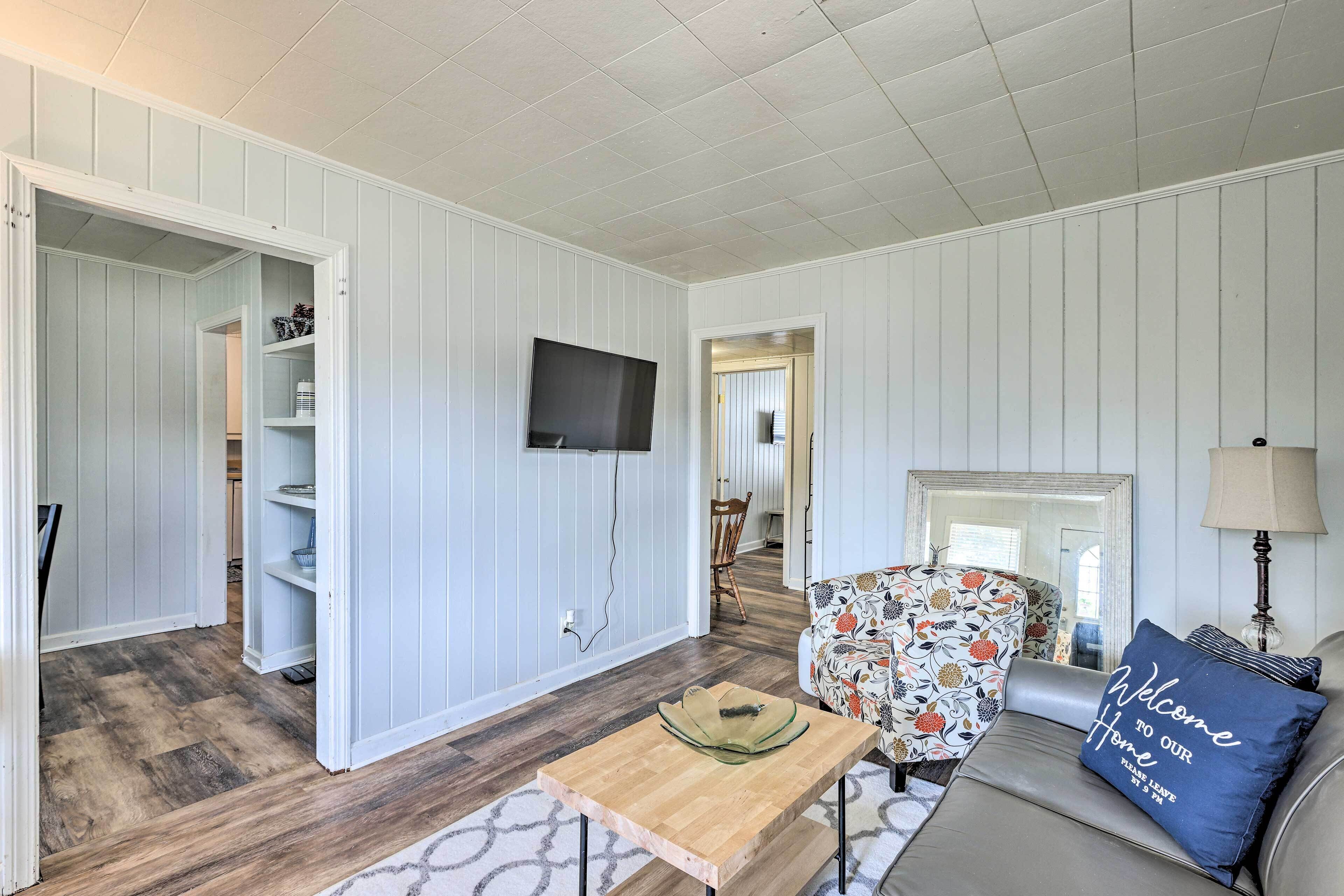 House (2 Bedrooms) | Interior