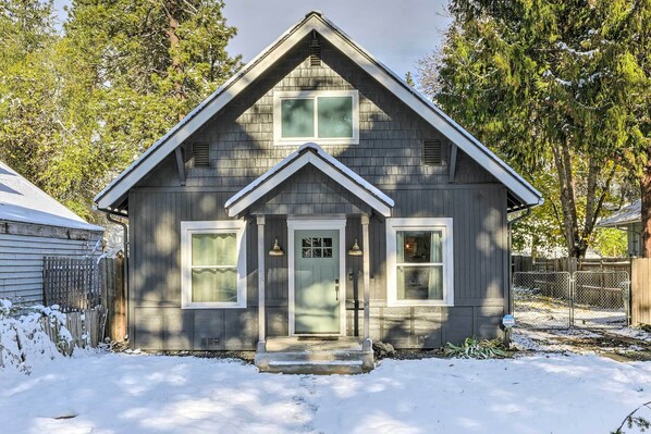 House (3 Bedrooms) | Interior - Cozy Spokane Getaway Near Golfing & Skiing! (Spokane)