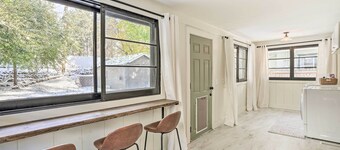 Cozy Spokane Getaway Near Golfing & Skiing!