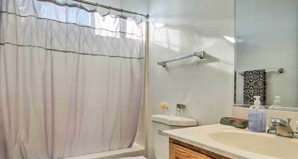 5 Mi to National Mall: Home in Washington DC