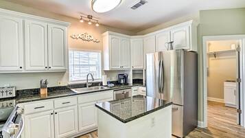 House (4 Bedrooms) | Bahagian dalam