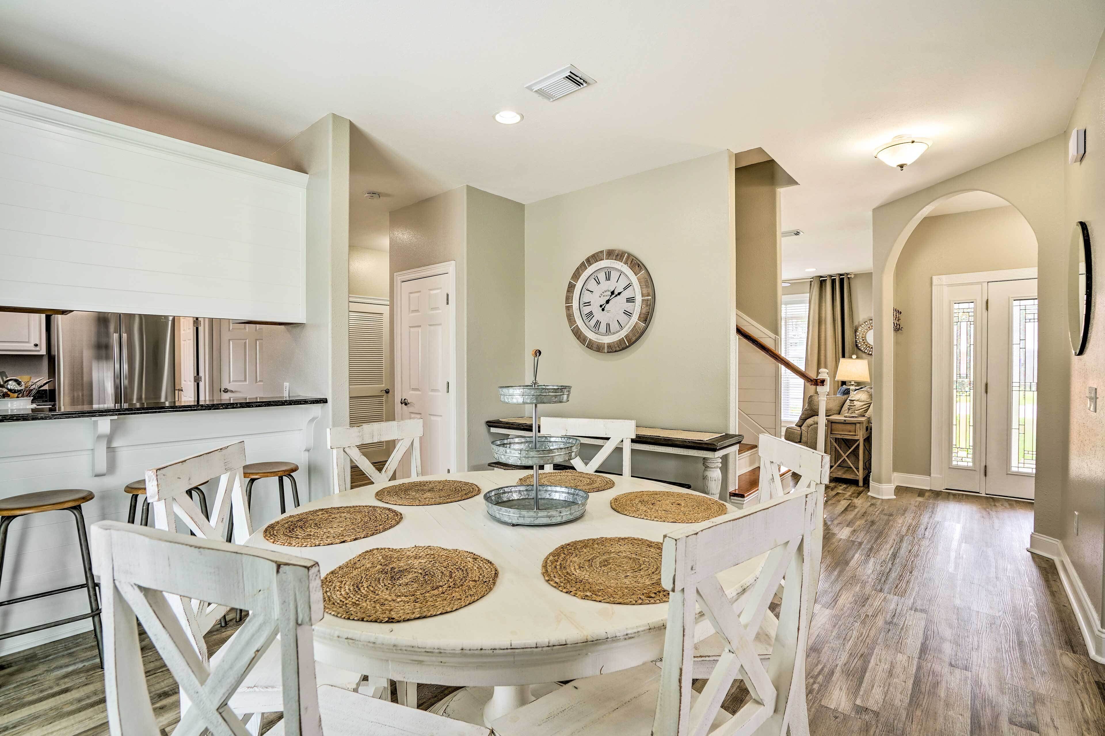 House (4 Bedrooms) | Interior