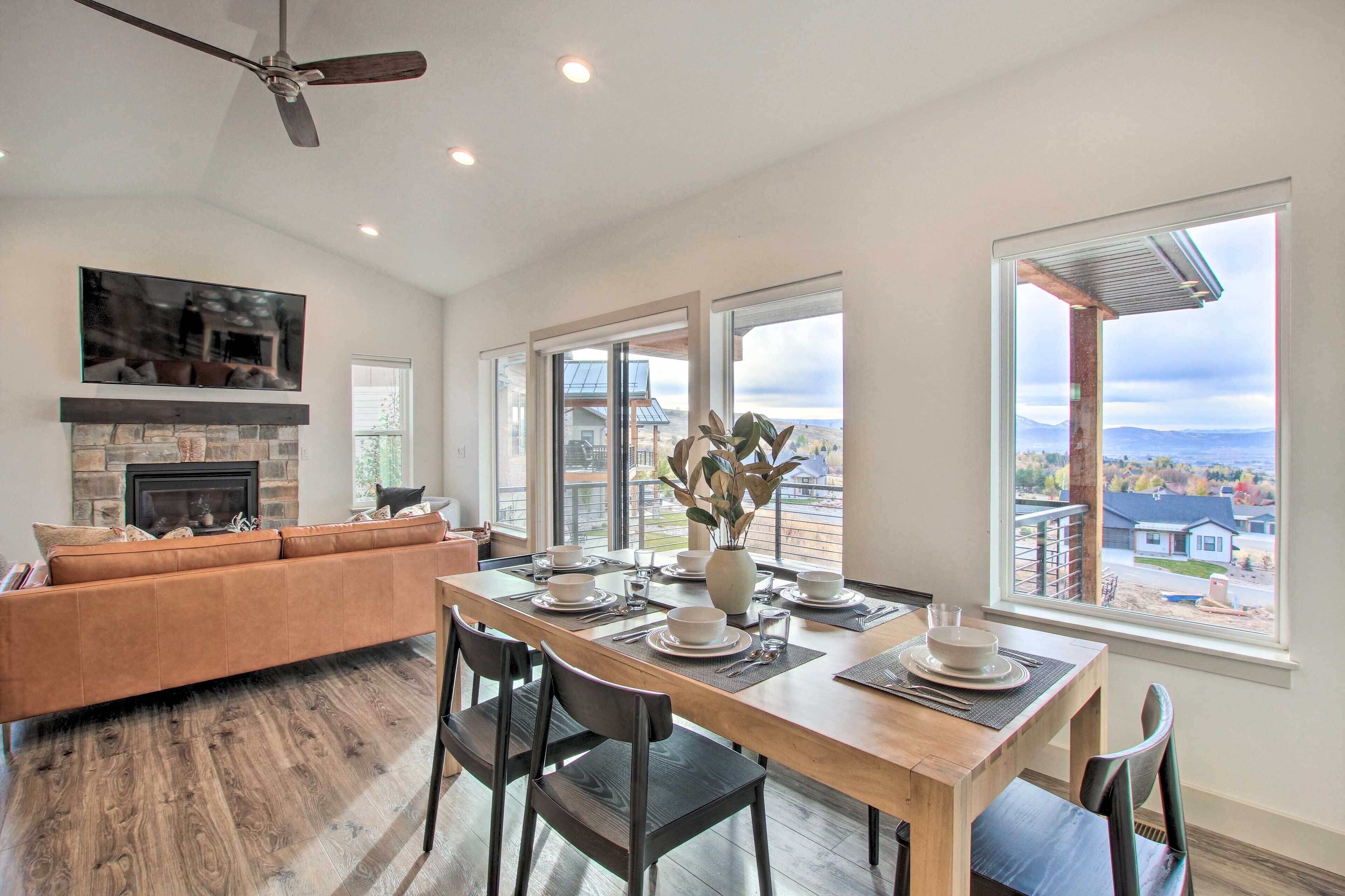 House (3 Bedrooms) | Interior