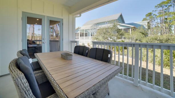 Unclassified image, 1 of 33, button - Modern Port St Joe Getaway - Steps to Beach! (Port St. Joe)