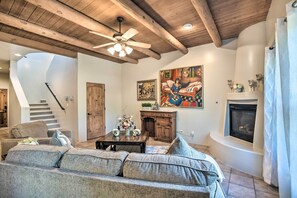 House (4 Bedrooms) | Interior - Hot Tub, Patio & Grill: Sante Fe Getaway (Santa Fe)