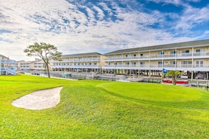 Apartment (1 Bedroom) | Interior - Canalfront Condo w/ Pool - Walk to Destin Beach! (Destin)