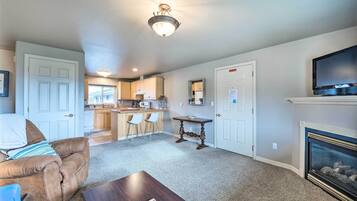 Apartment (1 Bedroom) | Interior