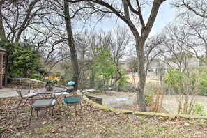 Apartment (0 Bedroom) | Interior - Studio w/ Pool - 13 Mi to Downtown Dallas! (Dallas)