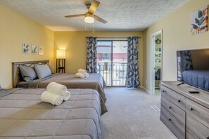 Apartment (3 Bedrooms) | Interior - Charming Myrtle Beach Townhome: Walk to Beach (Myrtle Beach)