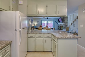 Apartment (3 Bedrooms) | Interior - Charming Myrtle Beach Townhome: Walk to Beach (Myrtle Beach)