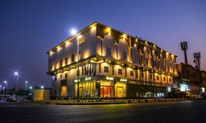 Front of property - Golden Rest Serviced Apartments (Al Khobar)