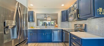 Sunny Home w/ Golf Cart in The Villages!