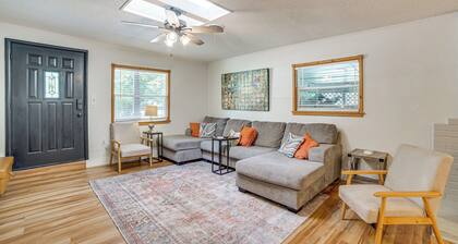 Spacious Deck: Waterfront Home in Gun Barrel City!