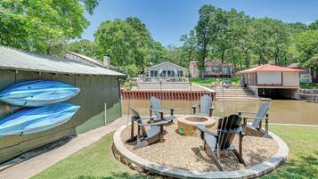 House (3 Bedrooms) | Front of property