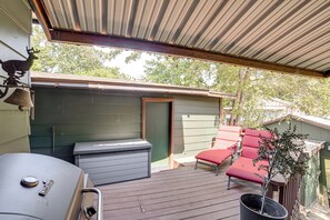 Interior - Spacious Deck: Waterfront Home in Gun Barrel City! (Mabank)