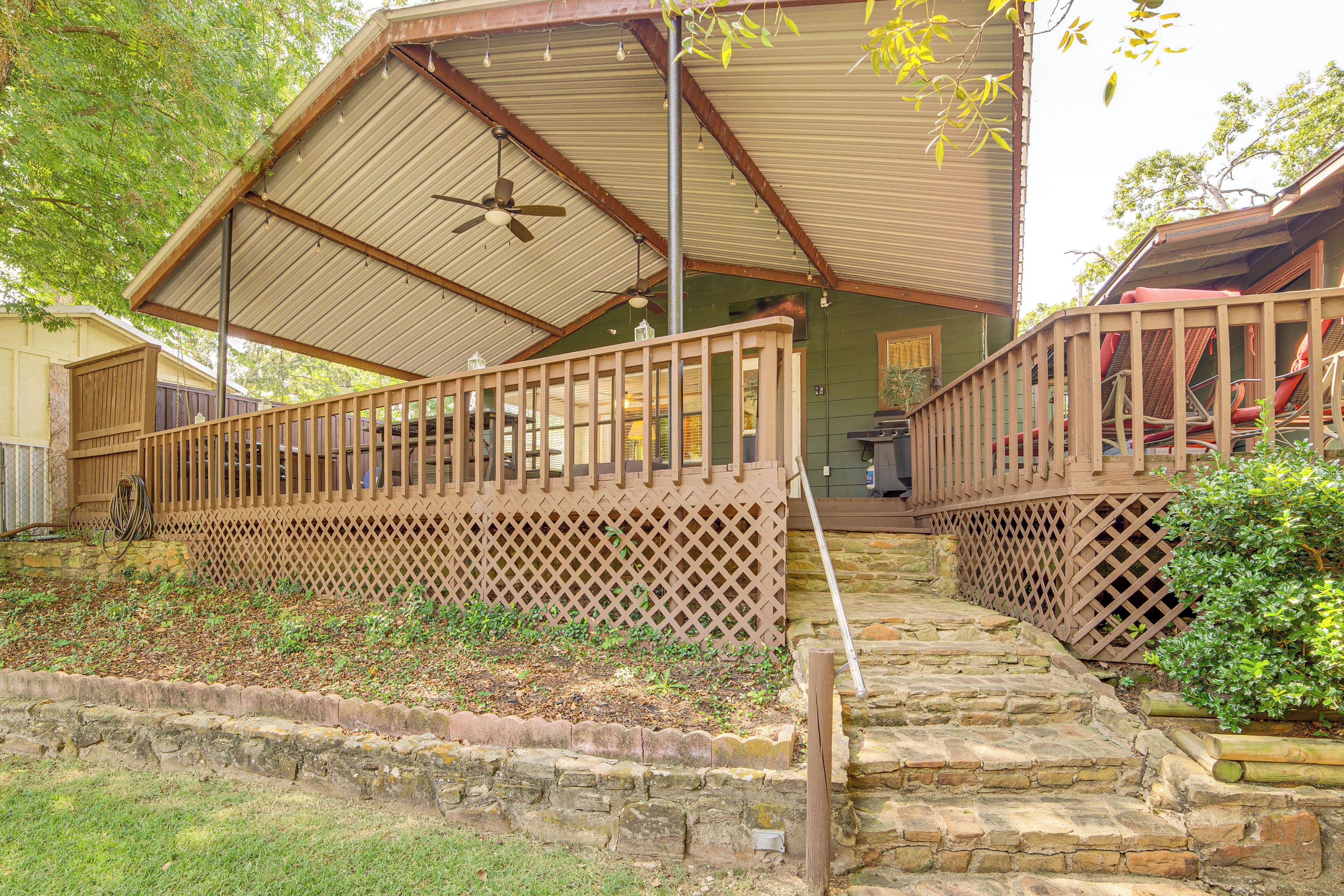 المنشأة من الداخل