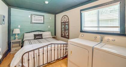 Spacious Deck: Waterfront Home in Gun Barrel City!