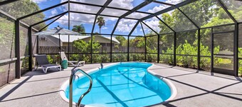 Bright Sebastian Home w/ Pool ~ 7 Mi to Beach!