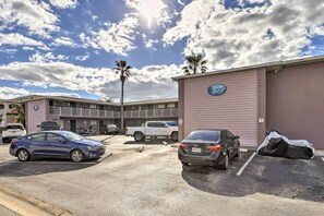Interior - Pet-friendly Cape Canaveral Condo Near Beach! (Cape Canaveral)