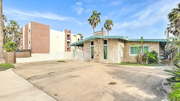 Rumah (2 Bedrooms) | Interior