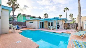 House (2 Bedrooms) | Front of property