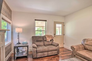 Cottage (2 Bedrooms) | Interior