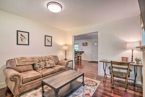 Cottage (2 Bedrooms) | Intérieur