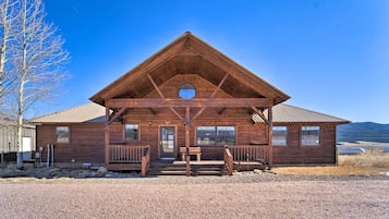 House (3 Bedrooms) | Front of property