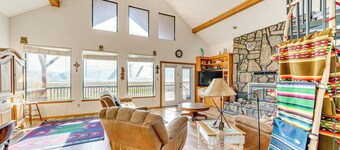 New Mexico Cabin Hideaway w/ Eagle Nest Lake Views