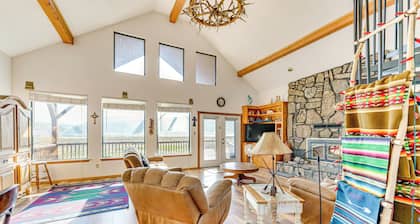 New Mexico Cabin Hideaway w/ Eagle Nest Lake Views