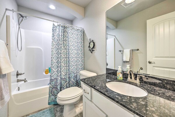 Fayetteville Home: Near University & Biking Trails - Fayetteville, AR