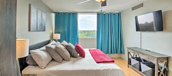 Pool & Views: 'seventh Heaven' Hot Springs Condo