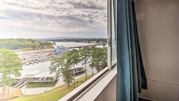 ุดูุฉ (1 Bedroom) | ุงูู
ูุดุฃุฉ ู
ู ุงูุฏุงุฎู