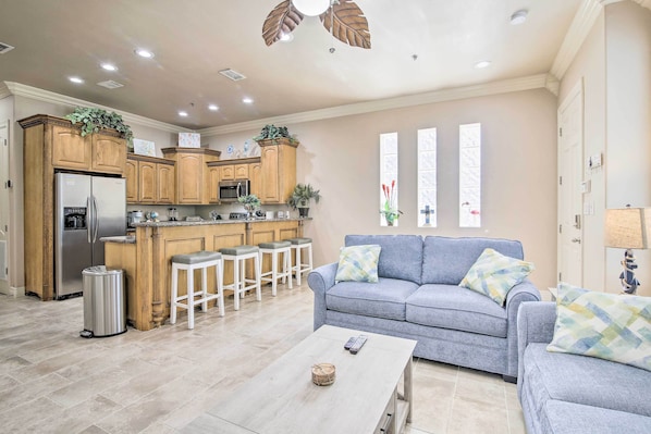 Interior - South Padre Island Condo - 200 Ft to Beach! (South Padre Island)