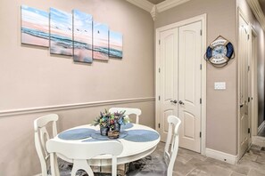 Apartment (2 Bedrooms) | Interior