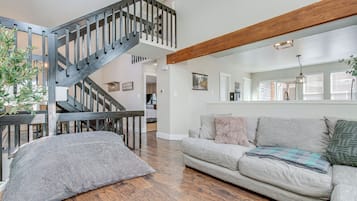 Rumah (4 Bedrooms) | Interior