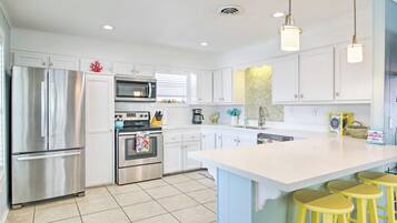 Rumah (5 Bedrooms) | Interior