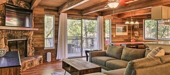 Spacious Groveland Cabin w/ Wraparound Deck!